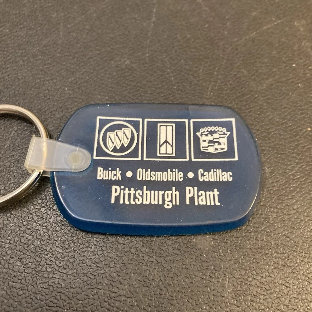 Buick‎ Oldsmobile Cadillac Pittsburgh Plant Keychain Vtg General Motors GM
